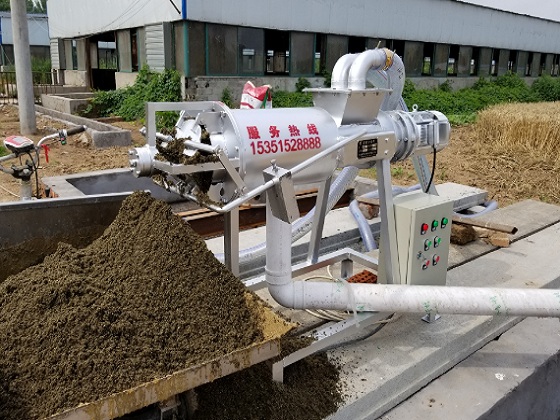 大型牛糞干濕分離機(jī) 大型牛糞干濕分離機(jī)
